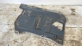 Bmw 7146363 E92 E90 335xi N55 Manual Transmission Center Under Tray/splash Shield 714636
