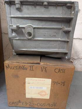 Borg Warner 1332-065-904 New Old Stock Empty Case For 1975-78 Ford Mustang 2 V8 Rad 4 Speed Transmission