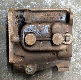 Borg Warner T86aa-1b Empty Case For 1965-1972 Jeep 6 Cylinder Floor Shift T86 3spd Speed Transmission
