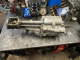 Chevrolet 13-52-062 1984-96 Chevy Camaro Firebird T5 5 Speed Manual Transmission V8 5.0