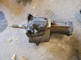 Chevrolet 3686832 49-54 3 Speed Manual Transmission Muncie M318 591615 235 Engine