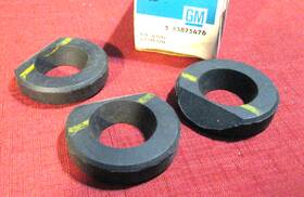 Chevrolet 3875476 Nos 1965-1966 G10 Van 3 And 4 Speed Transmission Cushion Support Lot