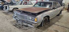 Chevrolet 400-01890a Automatic Transmission Th700 5.0l Fits 1985 Caprice 1133688