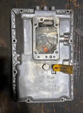 Dana Spicer 47-16-1 Reman Cover Assembly Cm 5552 5 Speed Transmission Cast