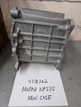 Dodge 4338262 New Old Stock Empty Case For 1987-93 Dakota A535 5 Speed Transmission