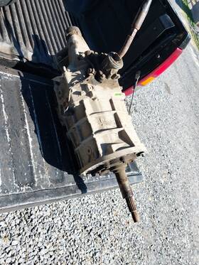 Dodge 52108532 1996 Dakota 2.5 5 Speed Manual Transmission 2wd Ax15 52108542ab