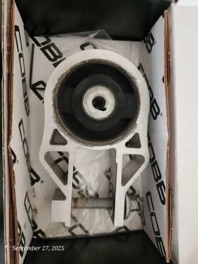 Cm58-6p082-ba Ford Focus 04ft 18ft Transmission Mount Manual Oem