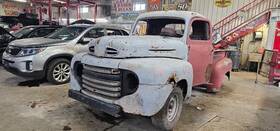 Ford Truck Tford1 1948 F1 Pickup Manual Transmission 4x2 8-239 1136089
