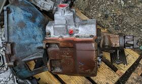 Ford Zr1102 1979 4 Speed Manual Transmission Gearbox Oem 136k Miles