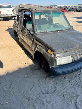 Geo 2400056840 Used Manual Transmission Assembly Fits 1995 Tracker Mt 4x2 Grade A