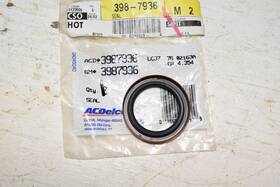 Gm 3987936 1966 - 70 Chevy Corvette Trans Main Driver Gear Seal Oem Nos #3987936 B18-31