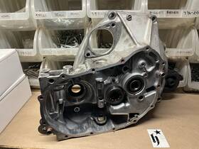 Honda 21000-pl3-060 89-91 Civic Si/ex D16a6 Bell Housingclutch Case