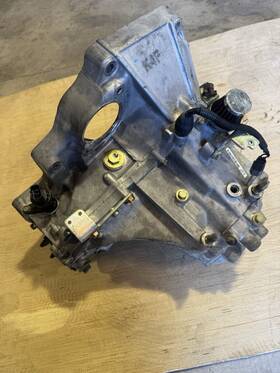 S40-d16y8 Honda 92-00 Oem Civic D16y8 5 Speed Manual Transmission S20/b000 K4f P4a
