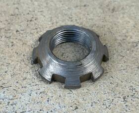 Land Rover 217477 Series 1/2/3 Gearbox Mainshaft Nut Rear Main Shaft 1948-84