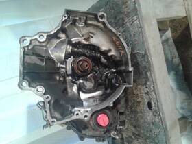 G50203000 Mazda Used Manual Transmission Assembly Fits 1985 626 Mt Gasoline Grade A