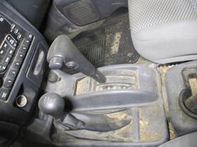 Nissan 6350095 Used Manual Transmission Shifter Assembly Fits 2001 Frontier Grade A