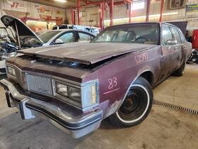 Oldsmobile 400-03106a Automatic Transmission Th200 5.0l Fits 1983 Regency 1233015