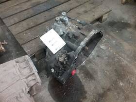 Saturn 400-04372a Automatic Transmission 2.2l Opt L61 Fwd Fits 02 Vue 423832