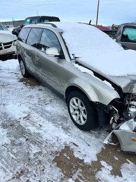 Volkswagen 01e300047r Used Manual Transmission Assembly Fits 2004 Passat Mt 6 Speed Transm